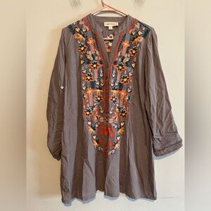 ANTHROPOLOGIE Luna Moon Womens Gray Embroidered Floral Boho Tunic Blouse Small